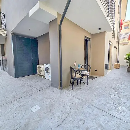 Design Ovidio A Due Passi Dalla *